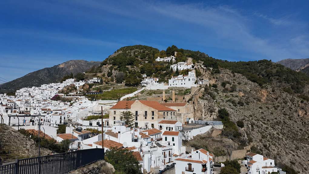 Frigliana mountain houses